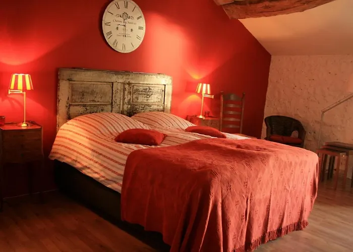 Le Paradis Bed & Breakfast *